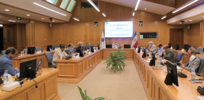 رئیس اتاق ایران از ضرورت شنیده شدن صدای فعالان اقتصادی با هدف پرهیز از اشتباهات گذشته در عرصه اقتصاد سخن گفت:  بسته پیشنهادی بخش خصوصی، برای رئیس جمهور منتخب